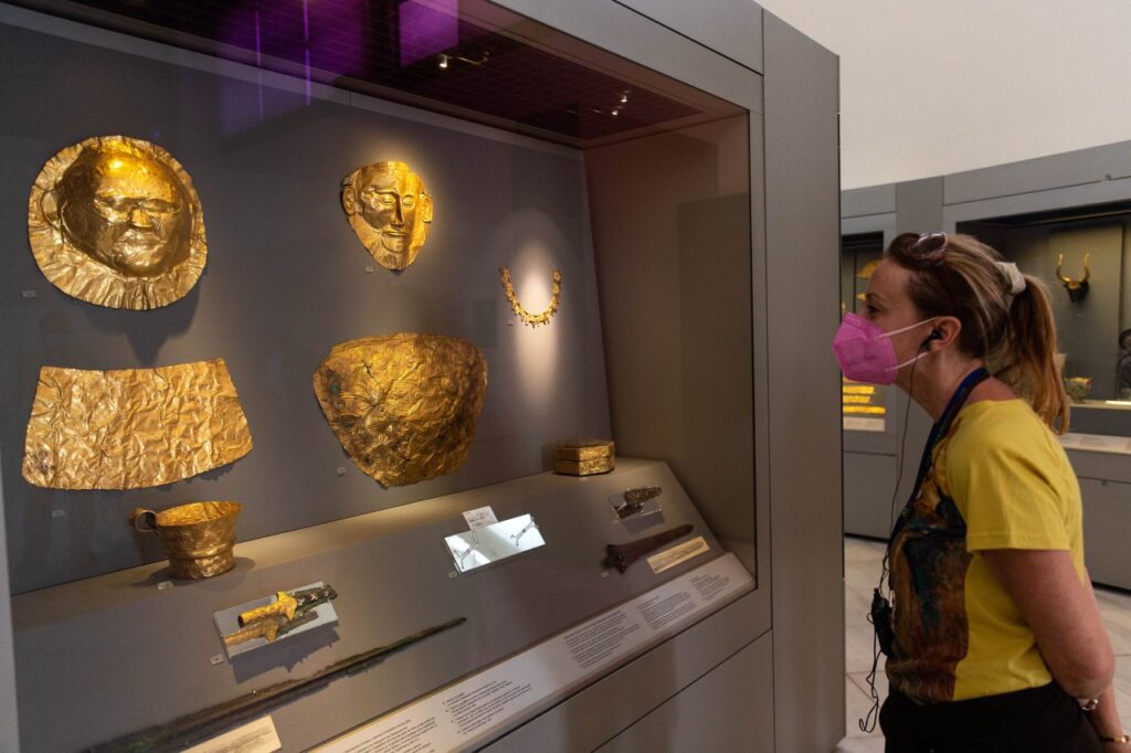 El misterio de las máscaras mortuorias de oro de la antigua Grecia 5 Máscara de oro