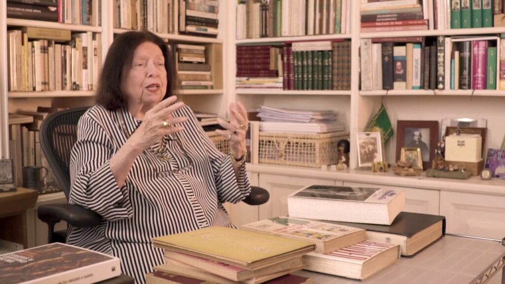 Bibliotecas de Iberoamérica: así son los espacios de creación de seis escritores 7 bibliotecas