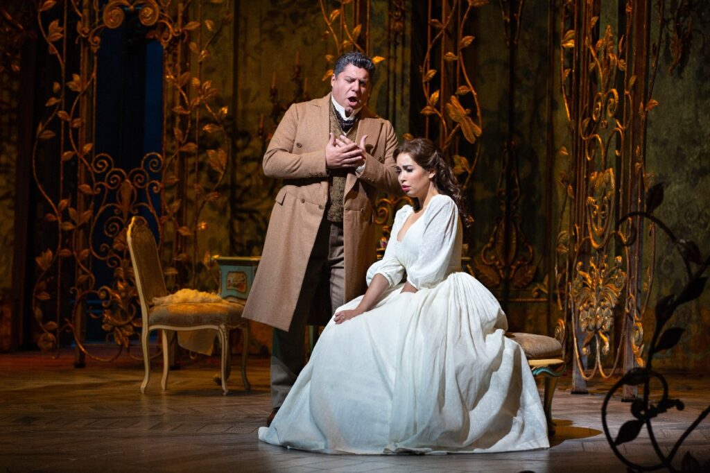 Soprano Nadine Sierra protagoniza 'La traviata' desde MetOpera 9 La traviata