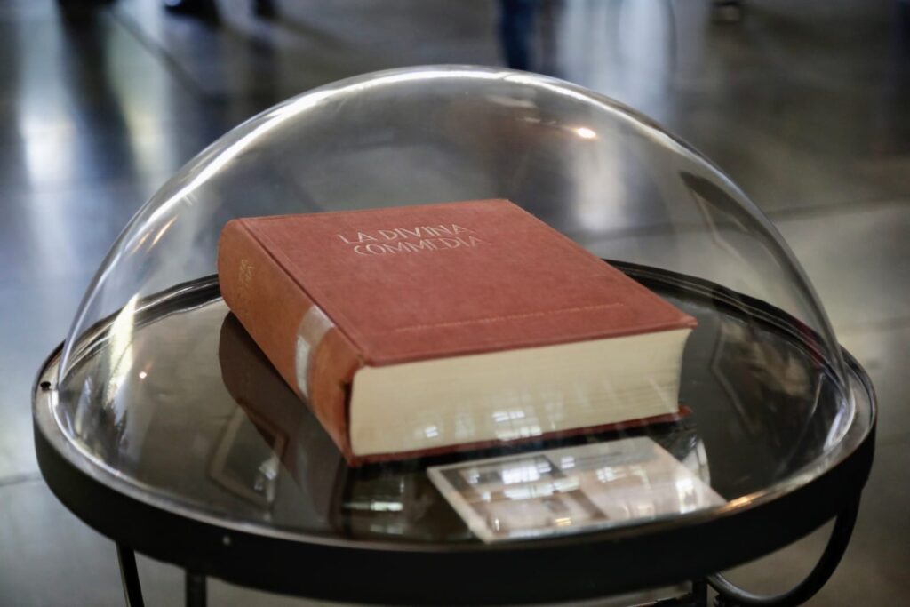 El ‘maravilloso infierno’ de Dante Alighieri llega a la Biblioteca Vasconcelos 6 Dante Alighieri