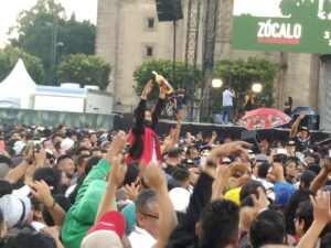 Lluvia, Luna y ska con los Fabulosos Cadillacs en el Zócalo 6