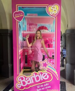 Barbie, del rosa pastel al rosa profundo 7 La muñeca más famosa de Mattel. Foto: Especial.