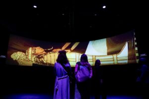 Vende 100 mil boletos exposición de Ramses II en Australia 6 Sídney. Con 100 mil entradas ya vendidas por adelantado, la expectación por la exposición Ramsés II y el oro de los faraones ha estado creciendo incluso antes de su apertura oficial al público en el Museo Australiano