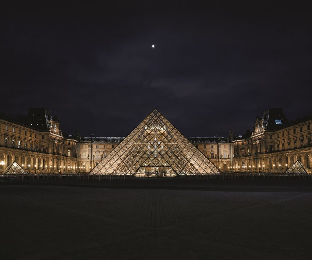 Museo del Louvre: un templo en remodelación 7 Louvre