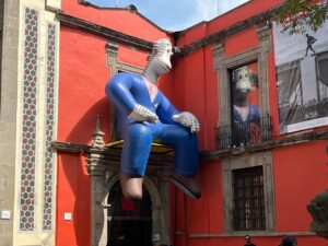 Abre exposición de "31 Minutos" en Museo Franz Mayer 6 31 Minutos celebra sus dos décadas de existencia con la exposición Museo 31, que llega al Museo Franz Mayer a partir de hoy.