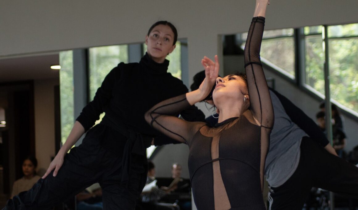 Solistas Ensamble de Bellas Artes llevarán a escena el ballet Las bodas, de Igor Stravinski, que forma parte del programa coreográfico Miradas / Las bodas