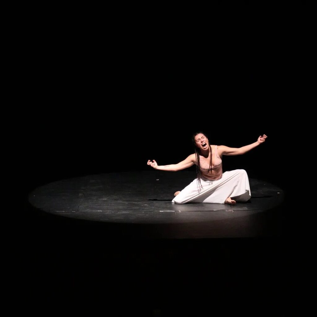 Nataly Rito explora la danzaterapia como herramienta de sanación 9 Nataly Rito danzaterapia teatro sanacion danza