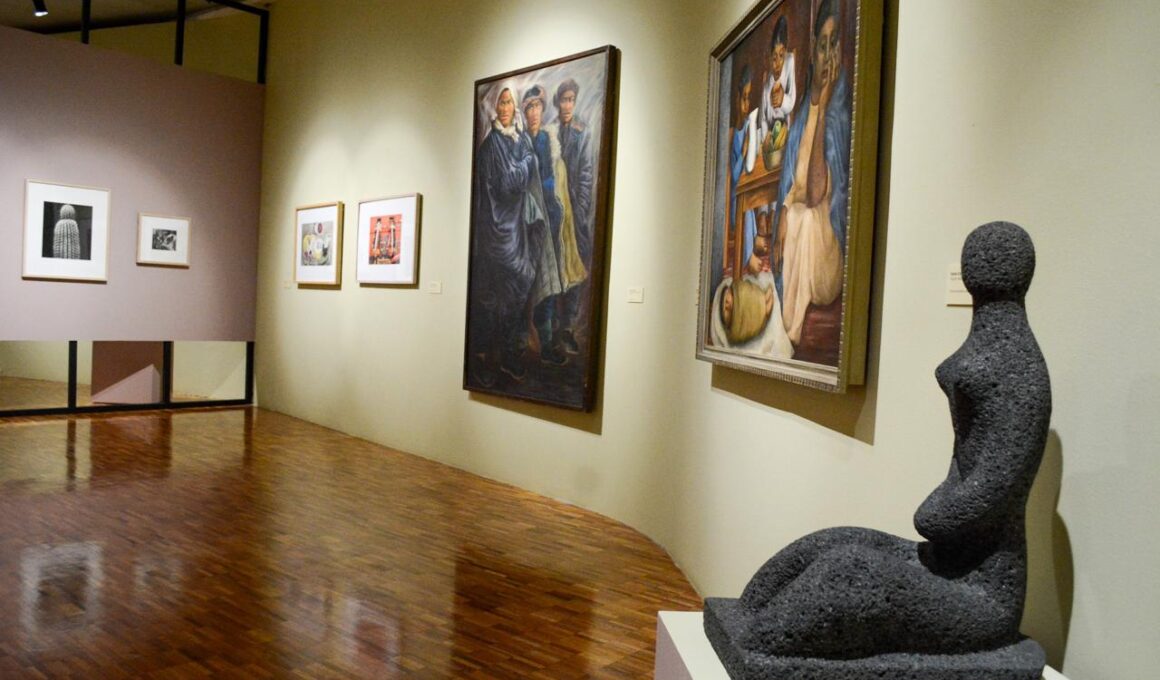 La exposición Presencia infinita, en el Museo de Arte Moderno, explora la significativa contribución de mujeres en la historia del arte contemporáneo