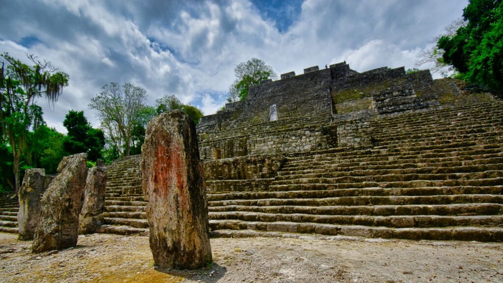 Gran Acrópolis de Calakmul reabre con 30 piezas recuperadas 7 Gran acropolis calakmul tren maya inah Cyrus Lundel
