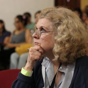 Merry MacMasters recibirá el Homenaje Nacional de Periodismo Cultural en la FIL Guadalajara 6 reportera Merry MacMasters recibirá este año el Homenaje Nacional de Periodismo Cultural Fernando Benítez de la FIL Guadalajara