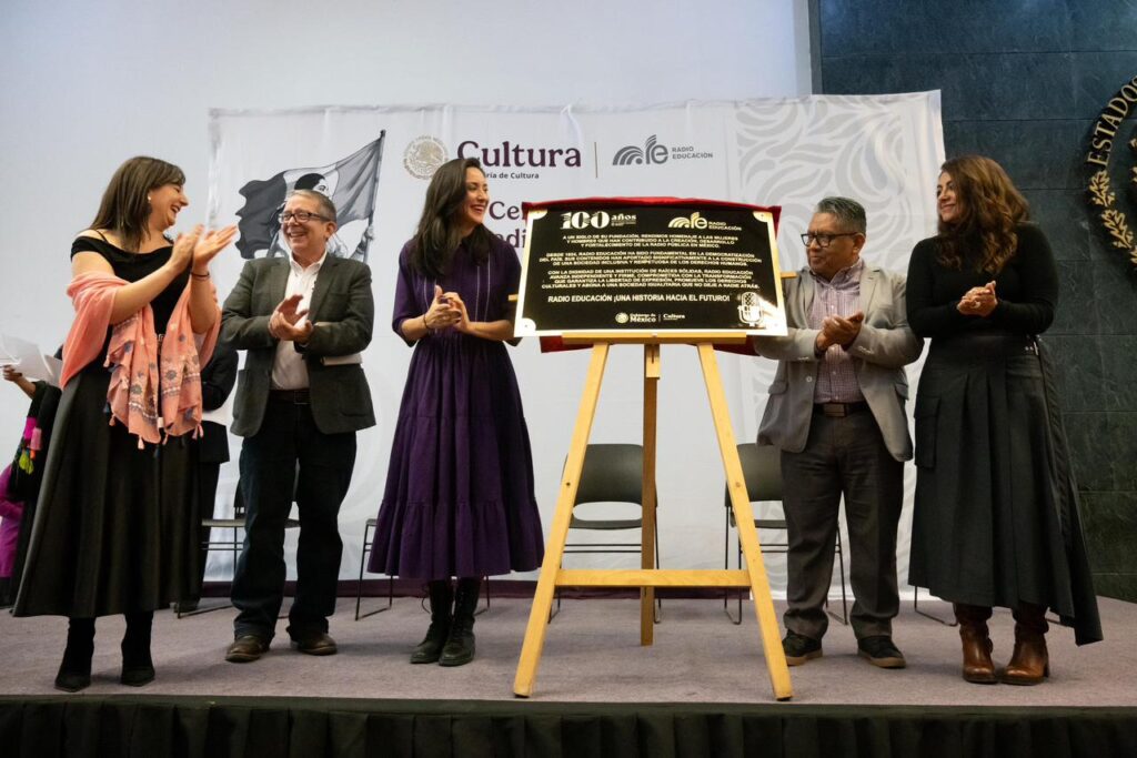 Radio Educación: la emisora cultural celebra sus primeros 100 años 6 Radio educación cultura indígena comunitaria pueblo