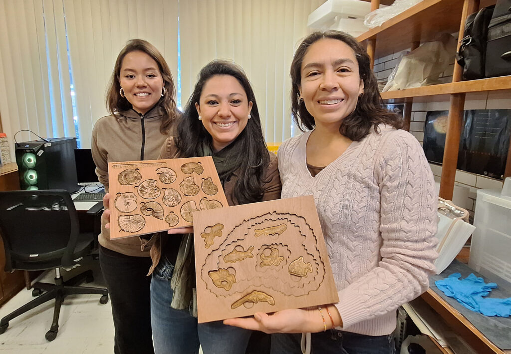 Dedican ‘Patrimonio fósil nacional’ a personas con debilidad visual 7 Patrimonio fósil nacional instituto geología braile