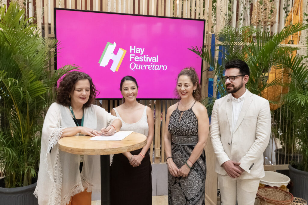 Confirman a Deborah Levy para Hay Festival Querétaro 2025 9 Deborah Levy Constelaciones Hay Festival Querétaro