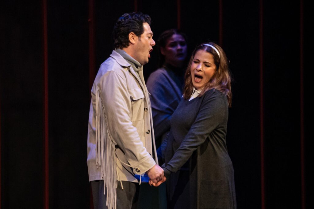 Arturo Chacón-Cruz celebrará 25 años de carrera con gala en Bellas Artes 6 Tenor Arturo Chacón-Cruz Rigoletto Donna e Mobile