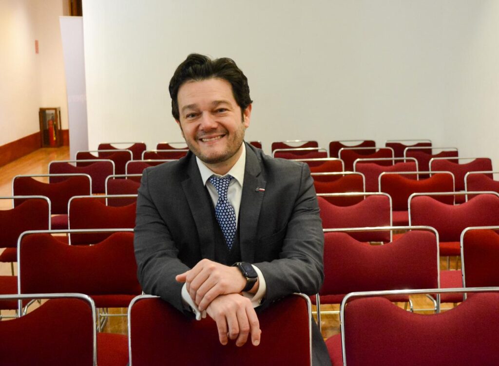Arturo Chacón-Cruz celebrará 25 años de carrera con gala en Bellas Artes 7 Tenor Arturo Chacon-Cruz opera palacio bellas artes
