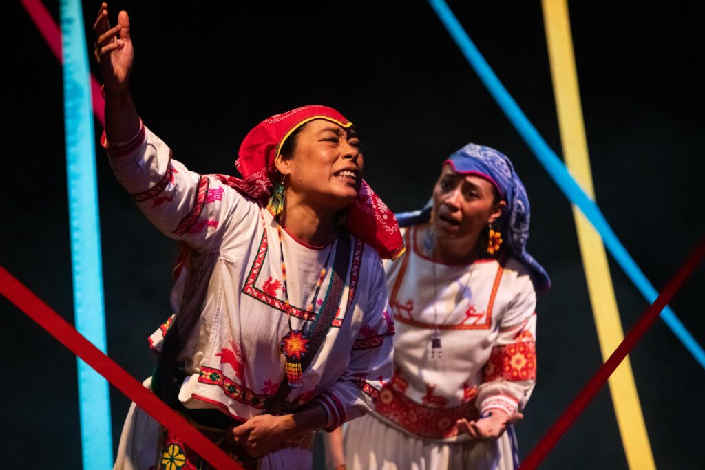 ‘Nacahue’: ‘Romeo y Julieta’ versión indígena 9 nacahue ramón hortensia colochos teatro shakespeare