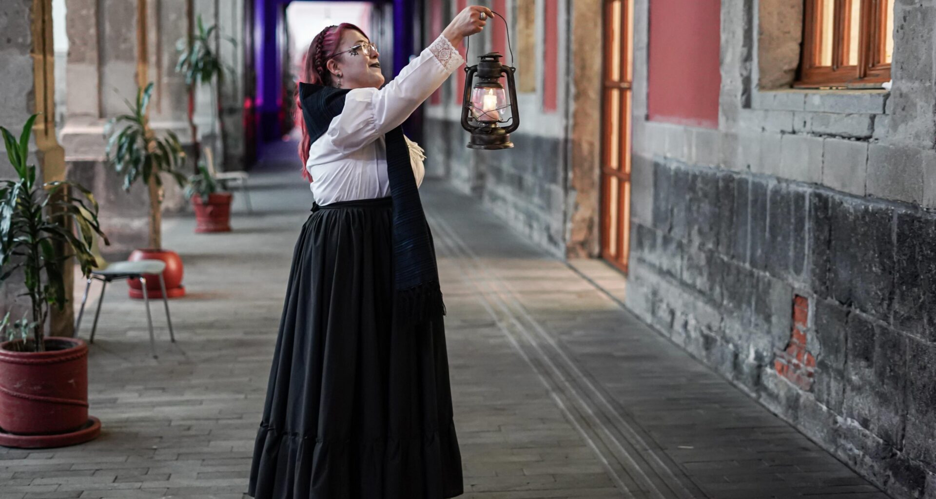 Biblioteca de México literatura paranormal demonios