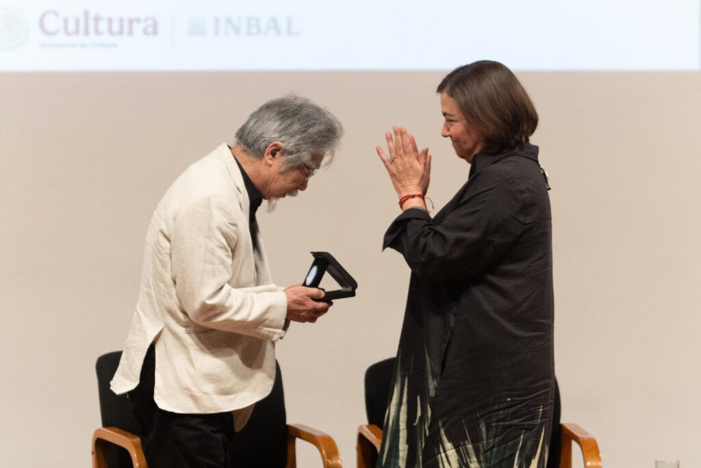 Kiyoto Ota: el artista silencioso que no le tiene miedo a la dificultad 6 Kiyoto Ota Medalla Bellas Artes escultor japoteco