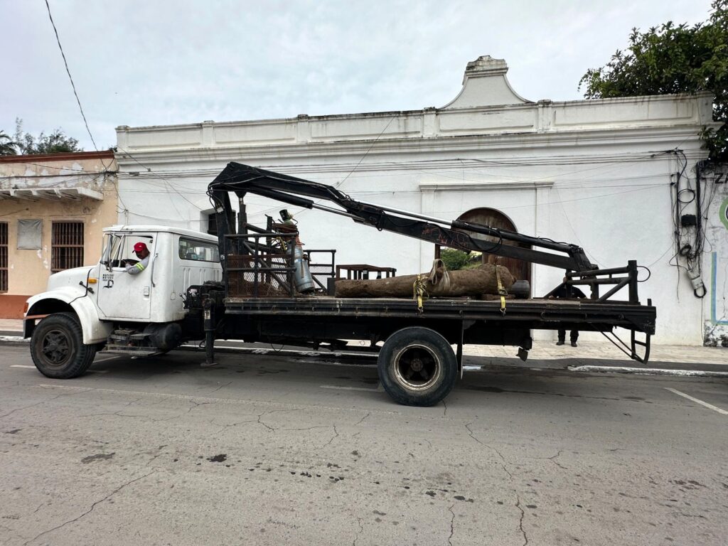Desentierran dos cañones de hierro de hace 200 años en Veracruz 9 cañones hierro puerto Veracruz guerras intervencion