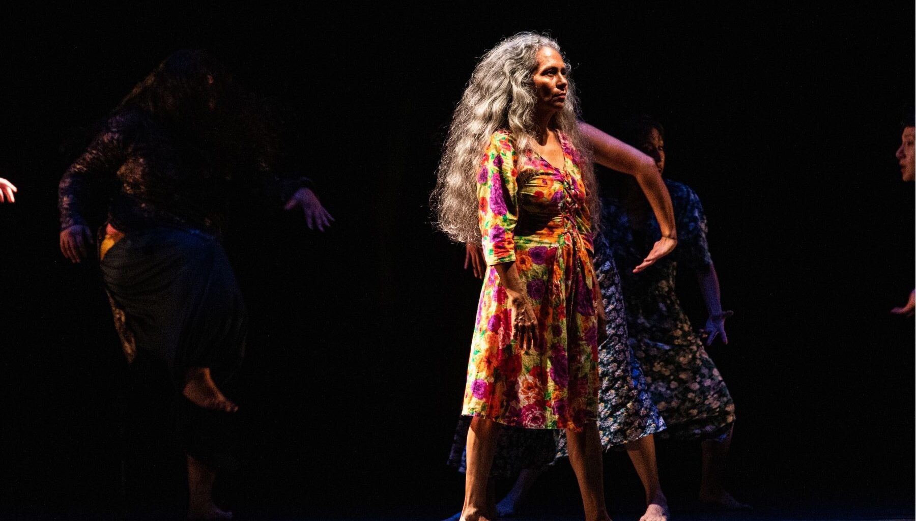 Gruta teatro Colectivo Beznei homenaje Hebe Rosell