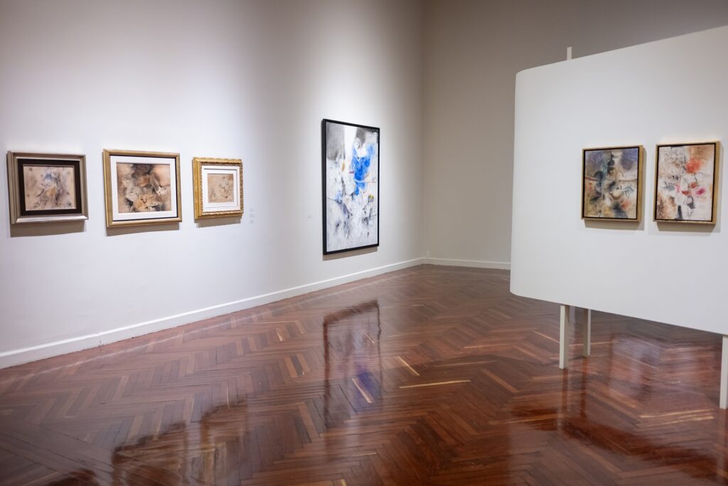 Lilia Carrillo: ilustradora, escenógrafa, diseñadora y muralista 9 Lilia Carrillo Todo es sugerente museo bellas artes