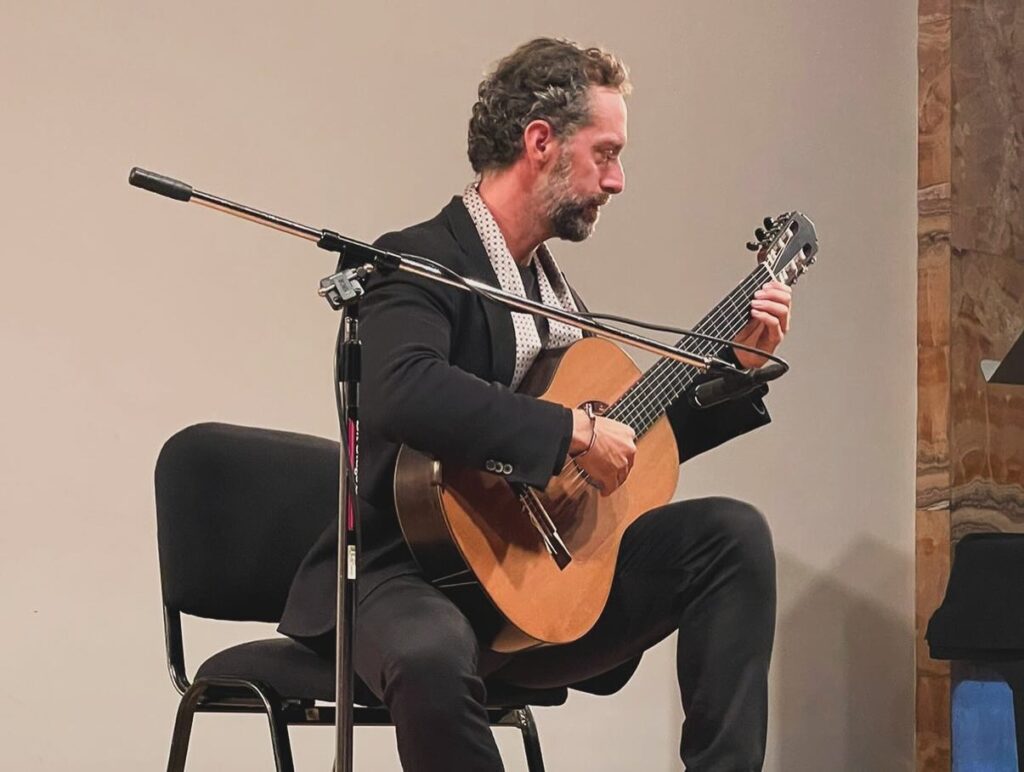 Giovanni Piacentini y Gabriela Ortiz pelean el Grammy Latino 6 Giovanni Piacentini Gabriela Ortiz Grammy latino