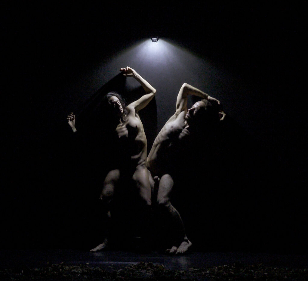 Granhøj Dans o en busca de la desnudez perdida en el Cervantino 7 Granhøj Dans Adán Sofía Pintzou Mikolaj Karczewski