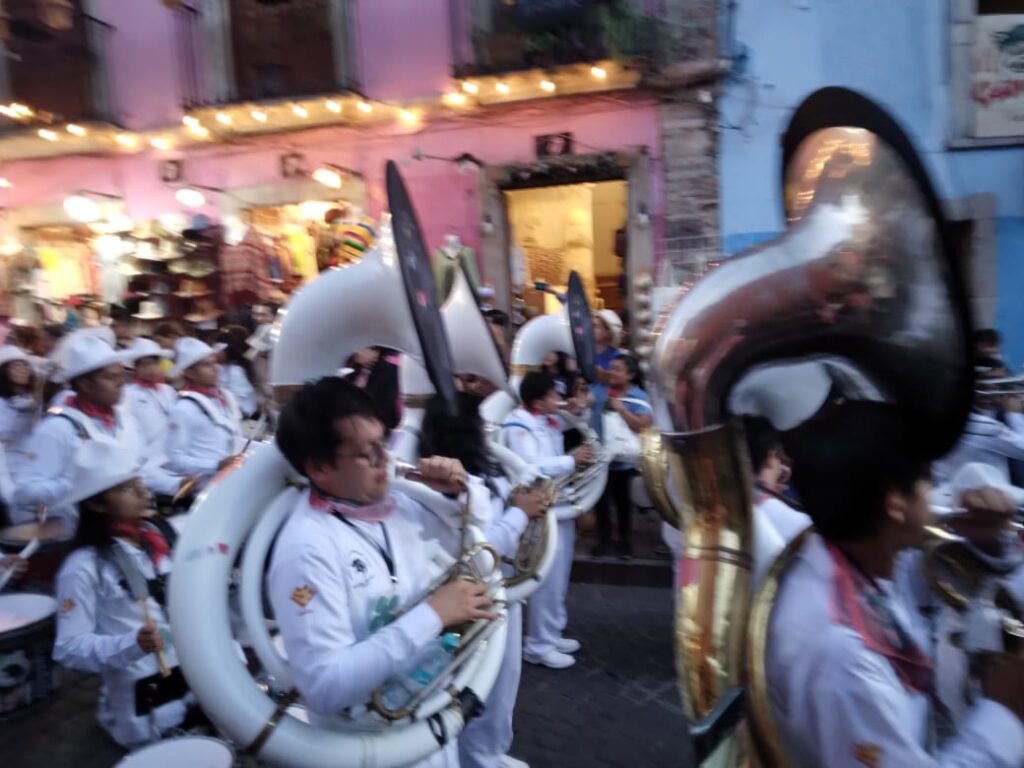Veracruz inunda de luz al Cervantino con su Yolpaki 7 Veracruz Cervantino Yolpaki carnaval fandango music