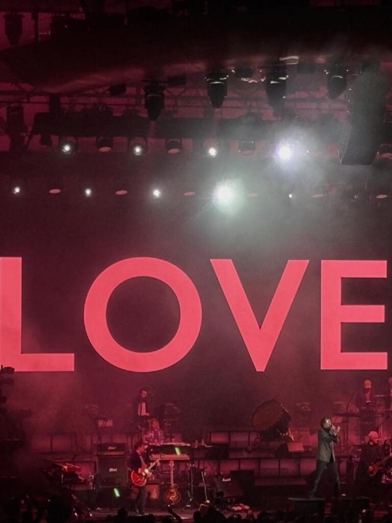 Verano "brit pop": Pulp en Los Ángeles, Oasis en CdMx 8 Verano brit pop Pulp Hollywood Bowl rock británico