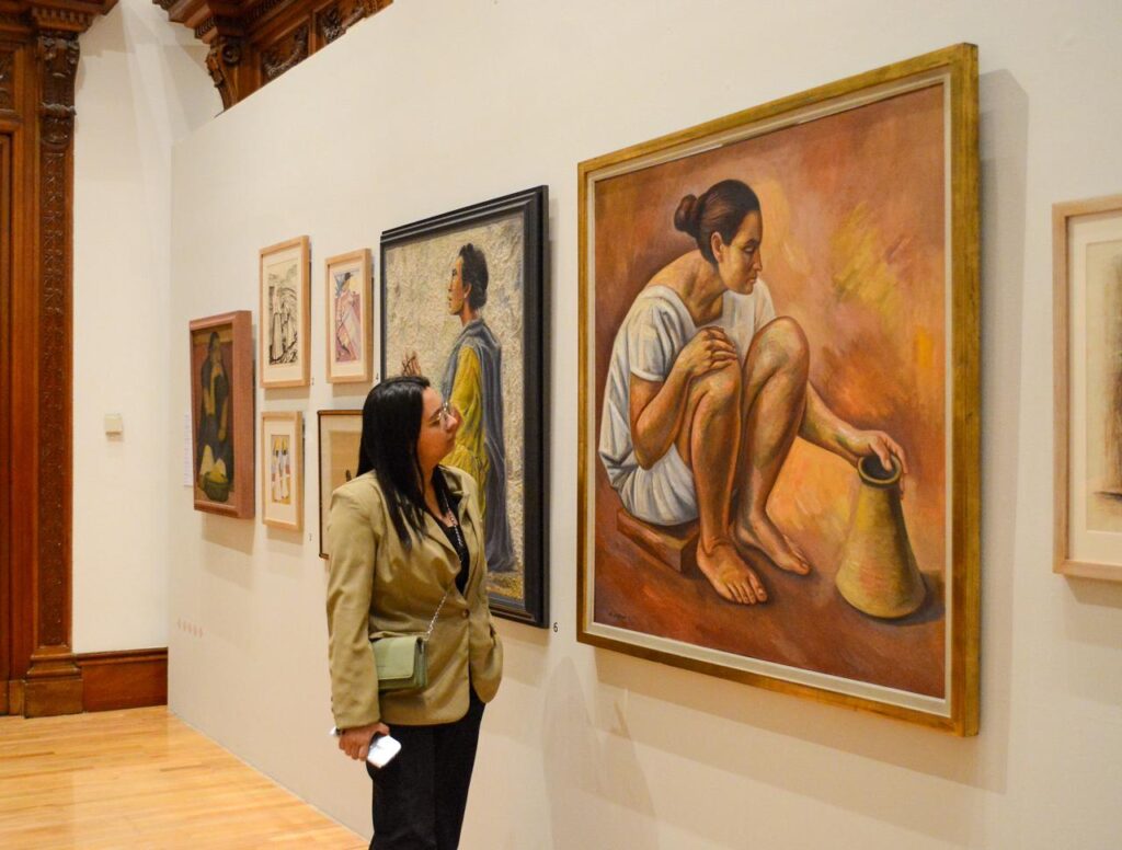 Mujeres indígenas inspiran pinturas y esculturas de 84 artistas 6 Mujeres indígenas inspiran pinturas esculturas arte