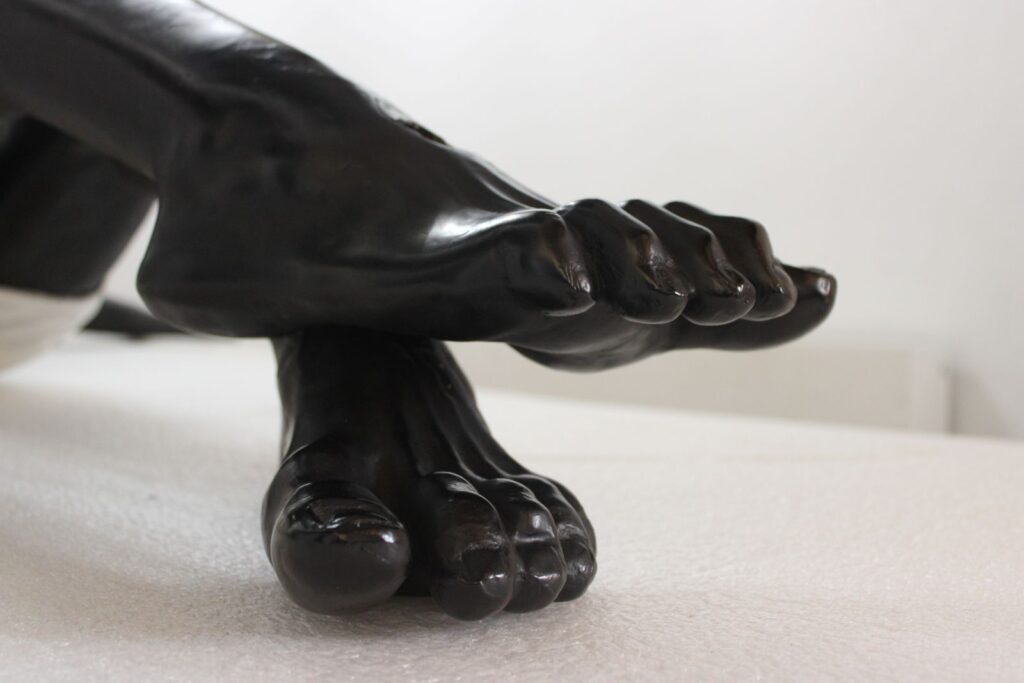 INAH restaura el Cristo Negro de la parroquia de San Román 8 Restauran Cristo Negro de la parroquia de San Román