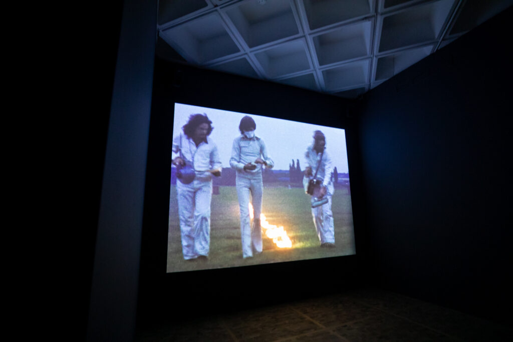 'Wayamou' reúne más de 100 piezas de Andersons y Hakihiiwe 12 Wayamou exhibe 100 piezas de Andersons y Hakihiiwe