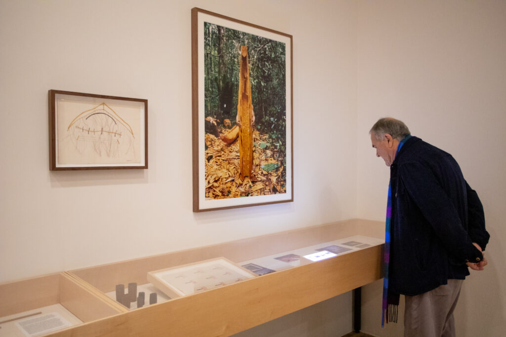 'Wayamou' reúne más de 100 piezas de Andersons y Hakihiiwe 7 Wayamou exhibe 100 piezas de Andersons y Hakihiiwe