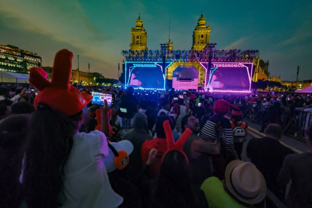 'Bailan sin cesar' más de 230 mil personas con 31 minutos 6 Bailan sin cesar 230 mil personas con 31 minutos