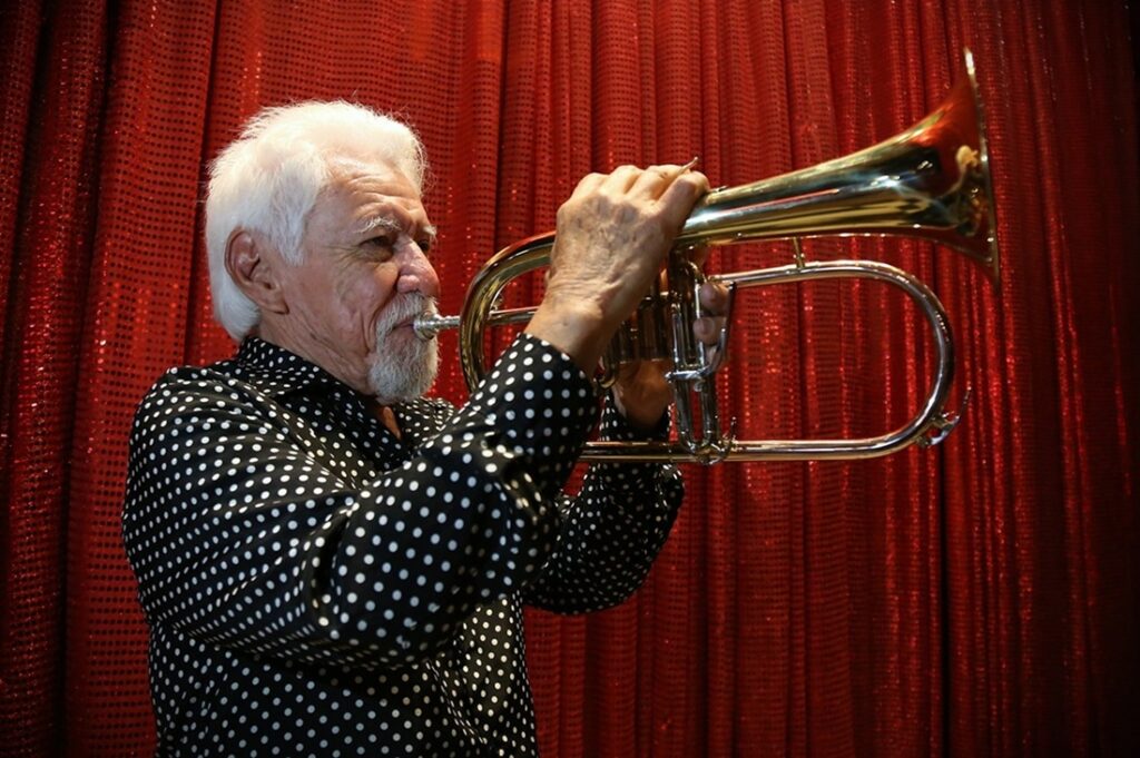 Luis Gasca y Gabriel Hernández, dos grandes del jazz latino, harán historia en el salón Los Ángeles 6 Luis Gasca y Gabriel Hernández, dos grandes del jazz