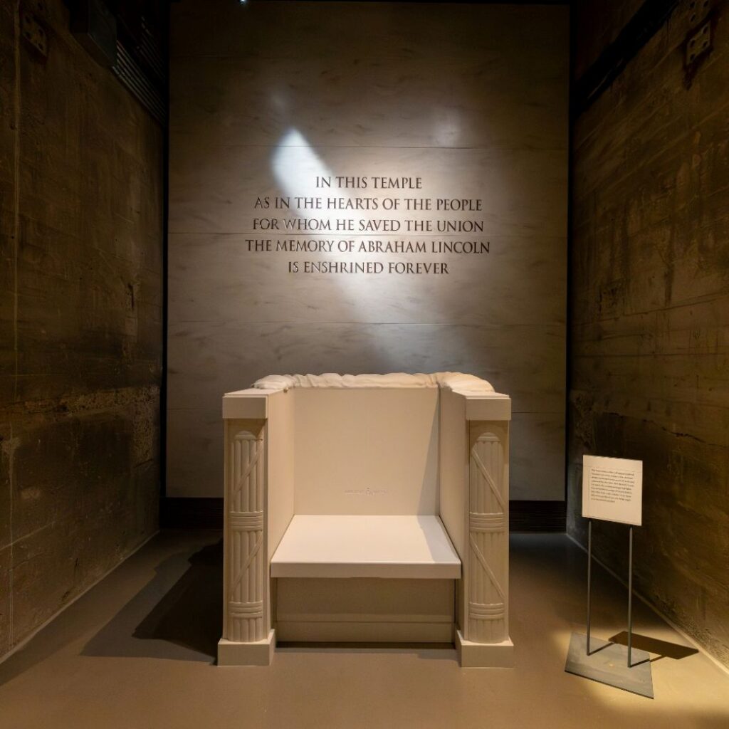 El Monumento a Lincoln abre su cripta al público 7 El Monumento a Lincoln abre su cripta al público