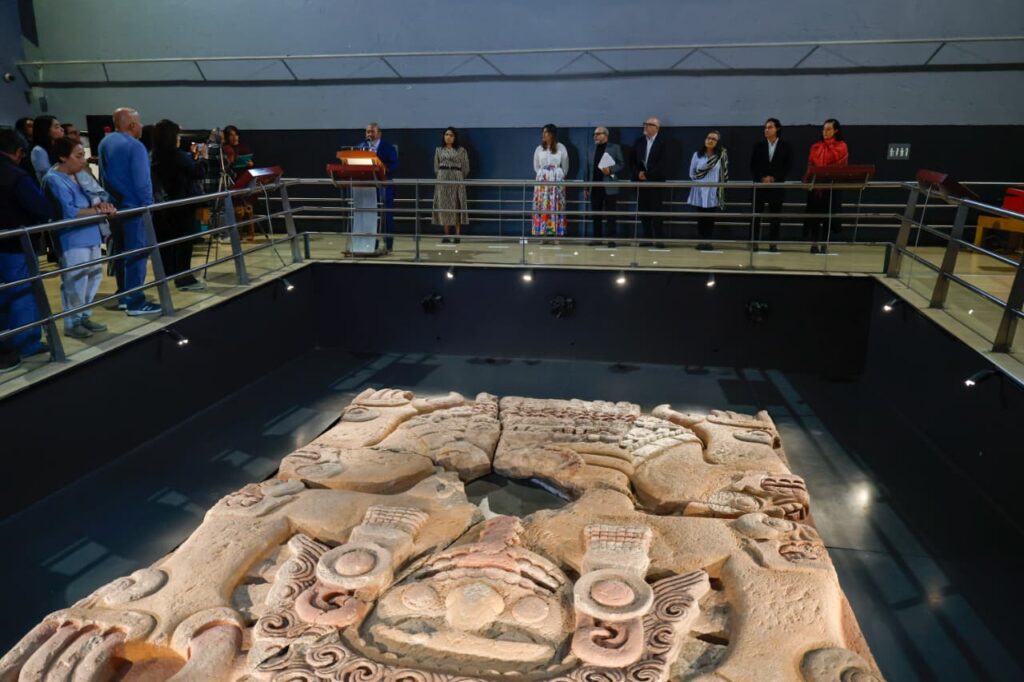 'El juego de pelota en Tenochtitlan' reúne un siglo de hallazgos 9 El juego de pelota en Tenochtitlan reúne hallazgos