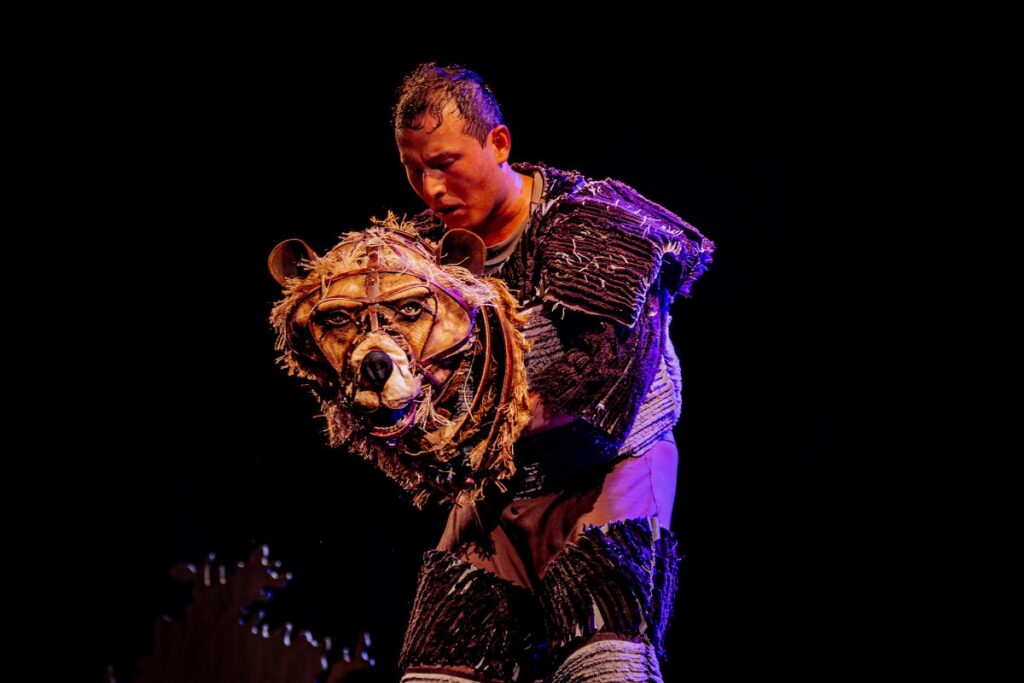La obra familiar '(Sólo) Un bosque' llega al teatro Helénico 7 La obra familiar (Sólo) Un bosque llega al Helénico